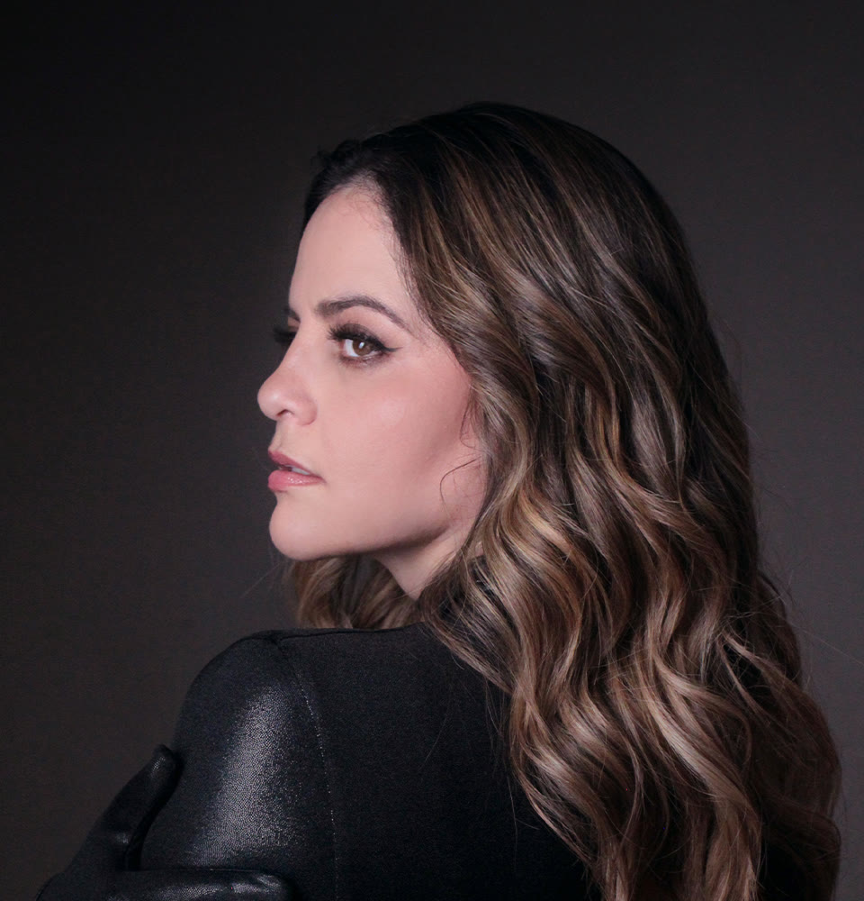 Alexa Zuart de perfil